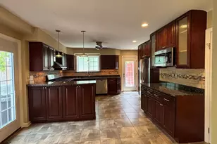 3913 Parsons Rd, Chevy Chase, MD 20815 - Photo 25