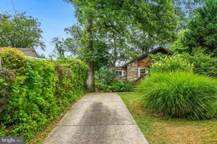 1217 Edmonston, Rockville, MD 20851 - Photo 5