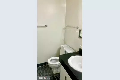 118 Monroe Street #118-14, Rockville, MD 20850 - Photo 17