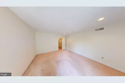 2114 Bonnywood Lane #1-202, Silver Spring, MD 20902 - Photo 11
