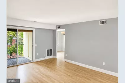 20208 Shipley Terrace #302, Germantown, MD 20874 - Photo 5