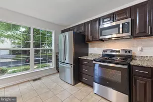 127 Autumn Wind Way, Rockville, MD 20850 - Photo 3