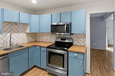 20042 Hob Hill Way, Montgomery Village, MD 20886 - Photo 9