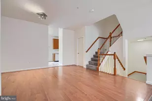 13006 Woodcutter Cir, Germantown, MD 20876 - Photo 9