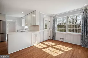 5801 Hillburne Way, Chevy Chase, MD 20815 - Photo 11
