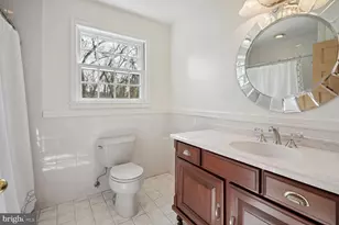 5801 Hillburne Way, Chevy Chase, MD 20815 - Photo 15