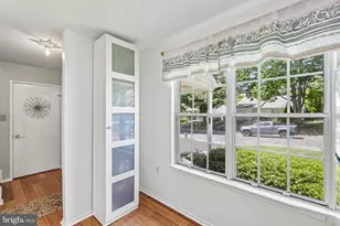 20541 Neerwinder St, Germantown, MD 20874 - Photo 9