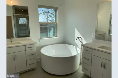 10129 Dalmatian, Rockville, MD 20850 - Photo 17