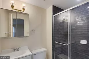 18904 Blue Heron Ln, Gaithersburg, MD 20879 - Photo 29