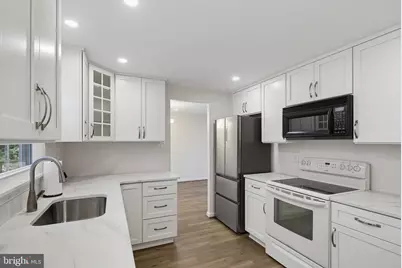18904 Blue Heron Lane, Gaithersburg, MD 20879 - Photo 5