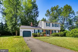 18904 Blue Heron Ln, Gaithersburg, MD 20879 - Photo 1