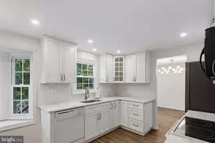 18904 Blue Heron Ln, Gaithersburg, MD 20879 - Photo 7