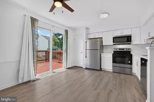 19011 Partridge Wood Dr, Germantown, MD 20874 - Photo 9