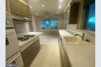 3319 Brooklawn Terrace, Chevy Chase, MD 20815 - Photo 7