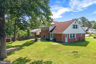 8403 Postoak Rd, Potomac, MD 20854 - Photo 43