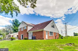 8403 Postoak Rd, Potomac, MD 20854 - Photo 27