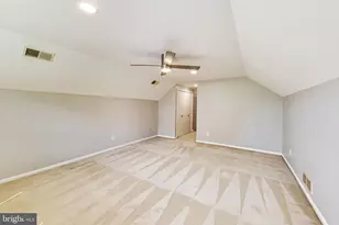 8403 Postoak Rd, Potomac, MD 20854 - Photo 17