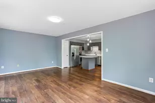 18713 Little Star Ln, Germantown, MD 20874 - Photo 5