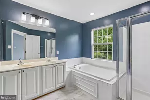 18713 Little Star Ln, Germantown, MD 20874 - Photo 15