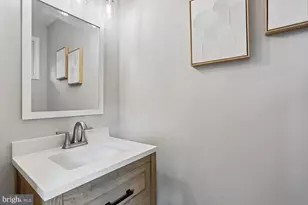 811 Kenbrook Dr, Silver Spring, MD 20902 - Photo 49