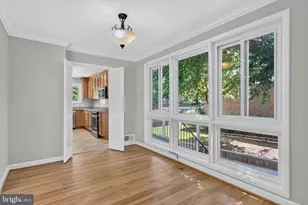 10228 Hatherleigh Dr, Bethesda, MD 20814 - Photo 13