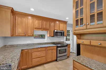 10228 Hatherleigh Drive, Bethesda, MD 20814 - Photo 19