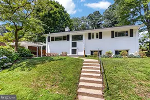 10228 Hatherleigh Dr, Bethesda, MD 20814 - Photo 5