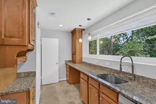 10228 Hatherleigh Dr, Bethesda, MD 20814 - Photo 23