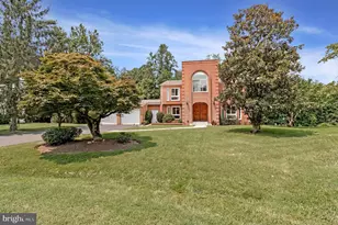 11408 Woodington Terrace, Potomac, MD 20854 - Photo 3