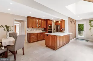 11408 Woodington Terrace, Potomac, MD 20854 - Photo 25