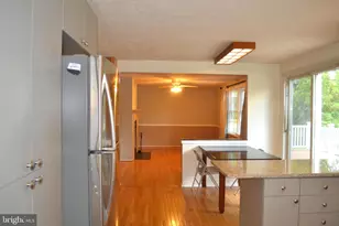 16570 Sioux Ln, Gaithersburg, MD 20878 - Photo 9