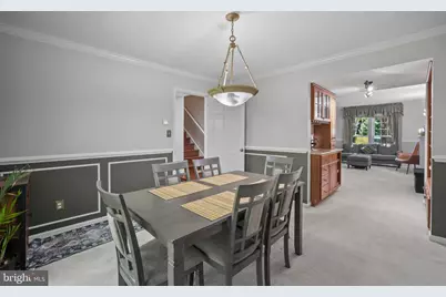 9405 Chatteroy Place, Gaithersburg, MD 20886 - Photo 9