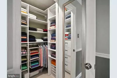 9405 Chatteroy Place, Gaithersburg, MD 20886 - Photo 17