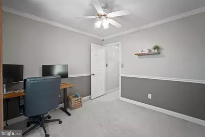 9405 Chatteroy Place, Gaithersburg, MD 20886 - Photo 25