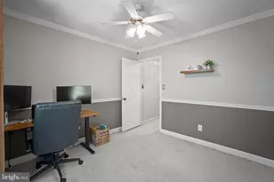 9405 Chatteroy Pl, Gaithersburg, MD 20886 - Photo 25