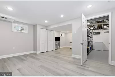 6401 Greentree Road, Bethesda, MD 20817 - Photo 33