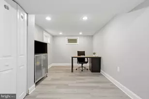 6401 Greentree Rd, Bethesda, MD 20817 - Photo 35