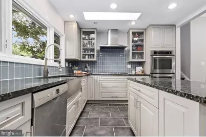 6401 Greentree Road, Bethesda, MD 20817 - Photo 15