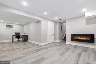 6401 Greentree Rd, Bethesda, MD 20817 - Photo 33