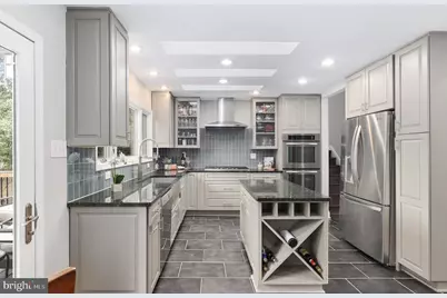 6401 Greentree Road, Bethesda, MD 20817 - Photo 15