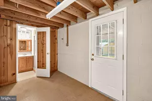11407 Grayling Ln, Rockville, MD 20852 - Photo 37