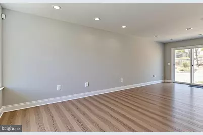 415 Ritchie Parkway, Rockville, MD 20852 - Photo 5