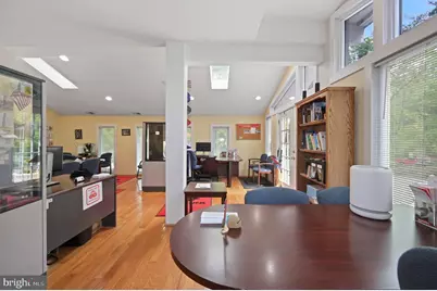 10204 Falls Road, Potomac, MD 20854 - Photo 47