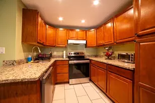 11652 Bedford Ct, Germantown, MD 20876 - Photo 3