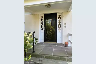 8209 Burning Tree Road, Bethesda, MD 20817 - Photo 3