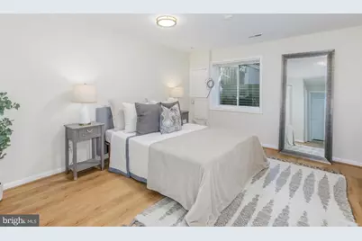 20528 Strath Haven Drive, Gaithersburg, MD 20886 - Photo 13