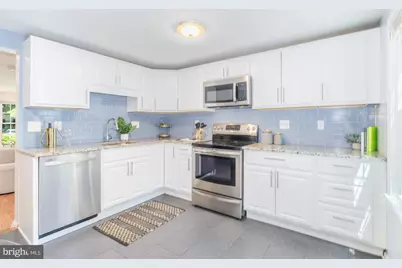 20528 Strath Haven Drive, Gaithersburg, MD 20886 - Photo 5