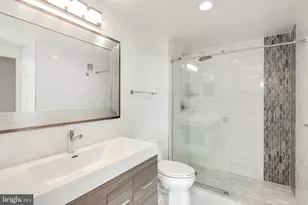 7111 Woodmont Ave, Bethesda, MD 20815 - Photo 23
