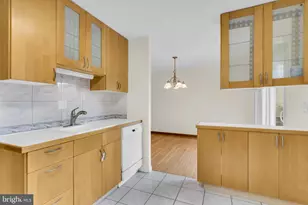 606 Northcliffe Dr, Rockville, MD 20850 - Photo 13