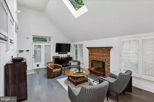 3701 Shepherd St, Chevy Chase, MD 20815 - Photo 21